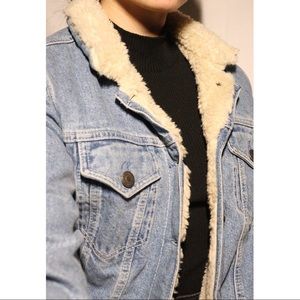 Faux Fur Lined Denim Jacket 🤍